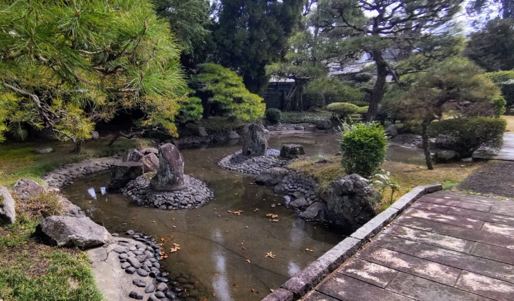 The strolling pond garden view in Hengyoin temple