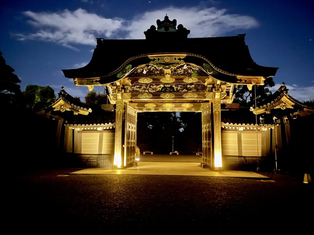 Karamon Gate Light up in Nijo-jo Castle