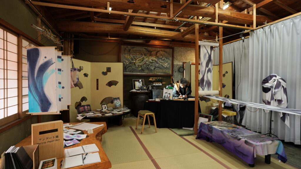 The Dazzling Art of "Yume Koro-zome" in Yusai-tei